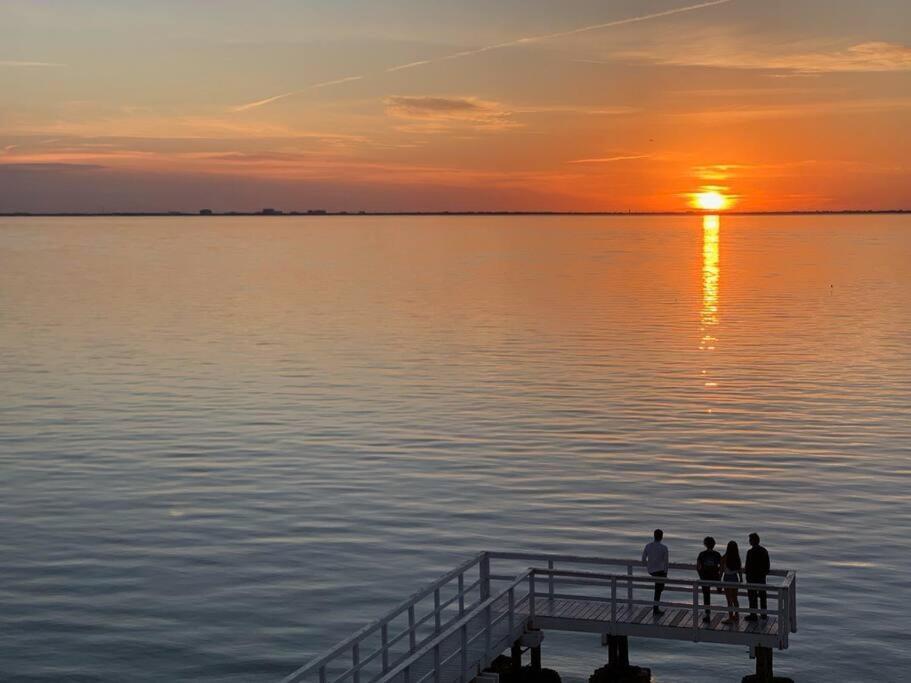 The Great Escape - Panoramic Sunset Views Villa Tampa Buitenkant foto